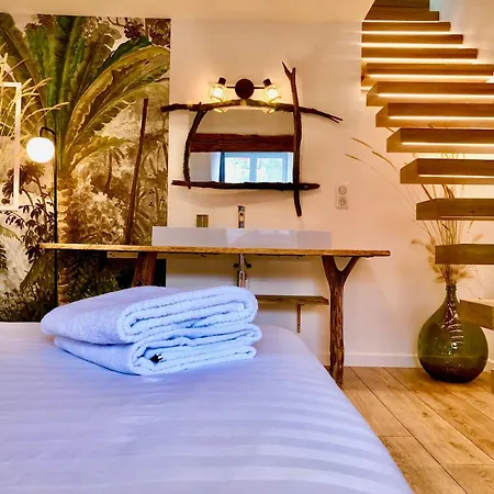 Nid Douillet Sous Les Toits Avec Jacuzzi Apartman