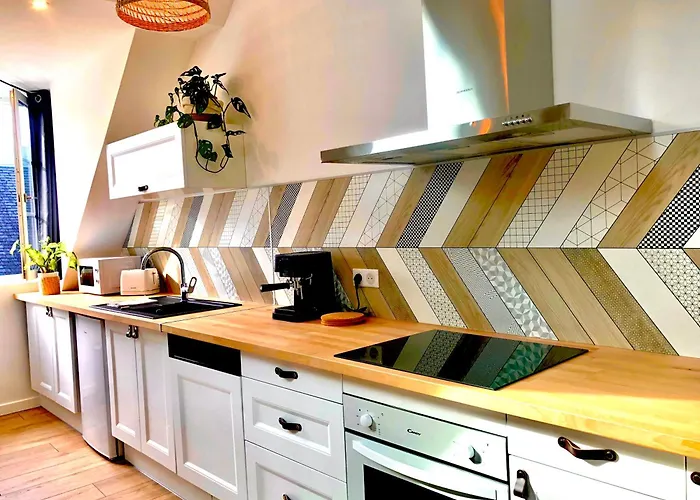 Apartment Nid Douillet Sous Les Toits Avec Jacuzzi